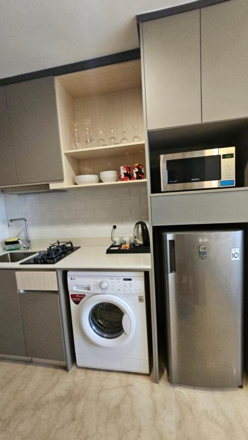 Studio Sea View Apartment At Gold Coast Pik By Mysweethome Jacarta Exterior foto
