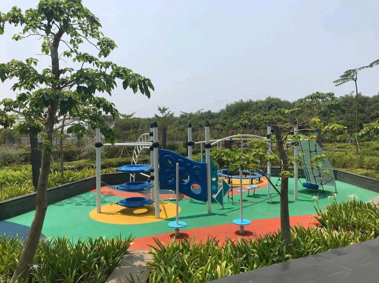 Studio Sea View Apartment At Gold Coast Pik By Mysweethome Jacarta Exterior foto