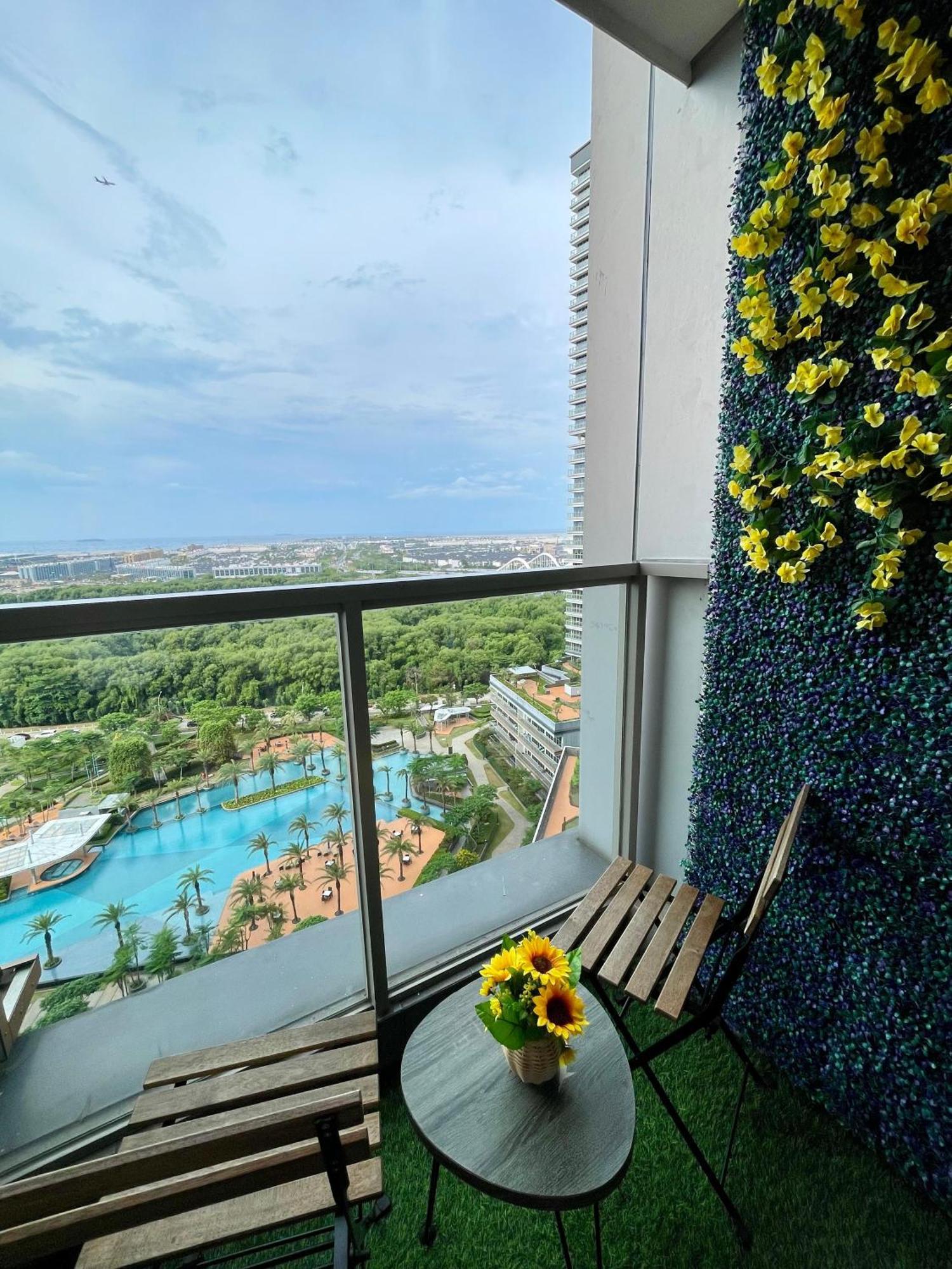 Studio Sea View Apartment At Gold Coast Pik By Mysweethome Jacarta Exterior foto
