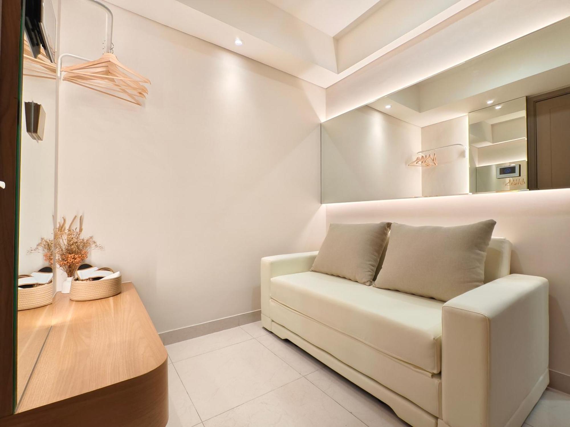 Studio Sea View Apartment At Gold Coast Pik By Mysweethome Jacarta Exterior foto